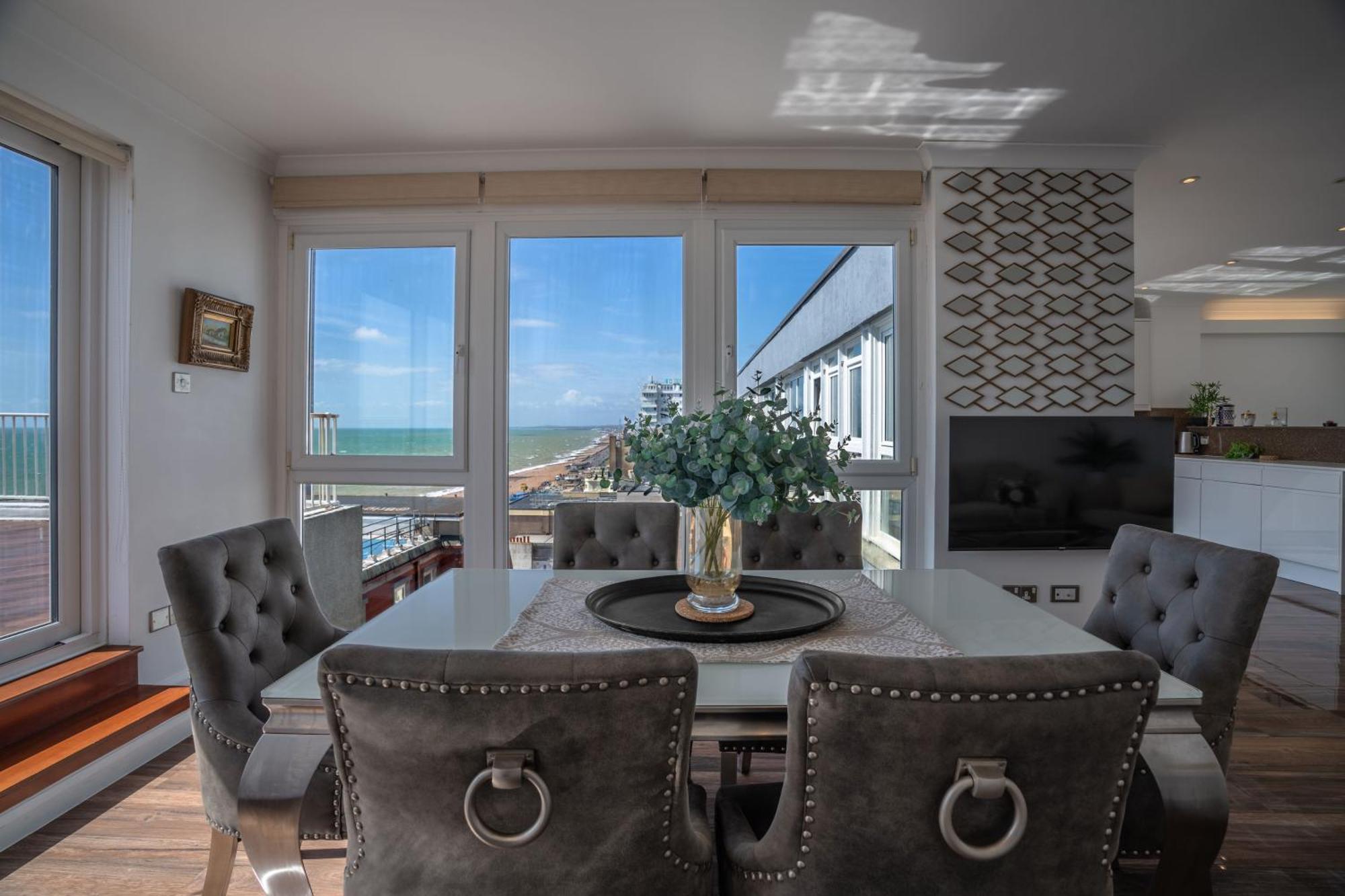 On The Beach Penthouse With Sea View - 3 Bedrooms - Roof Balcony - Spa, Sauna, Gym And Pool - Sleeps 6 Hove Exteriér fotografie