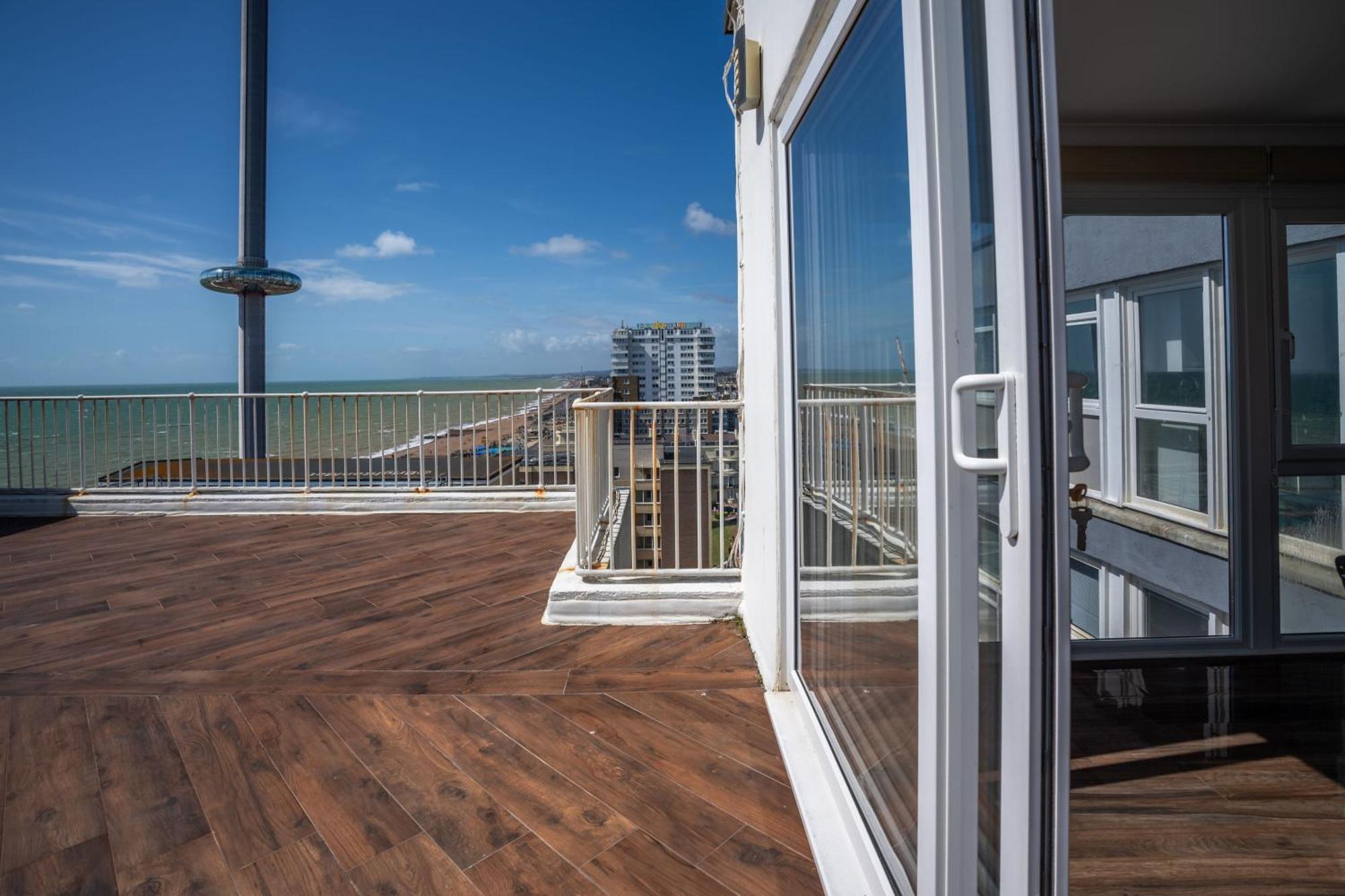 On The Beach Penthouse With Sea View - 3 Bedrooms - Roof Balcony - Spa, Sauna, Gym And Pool - Sleeps 6 Hove Exteriér fotografie